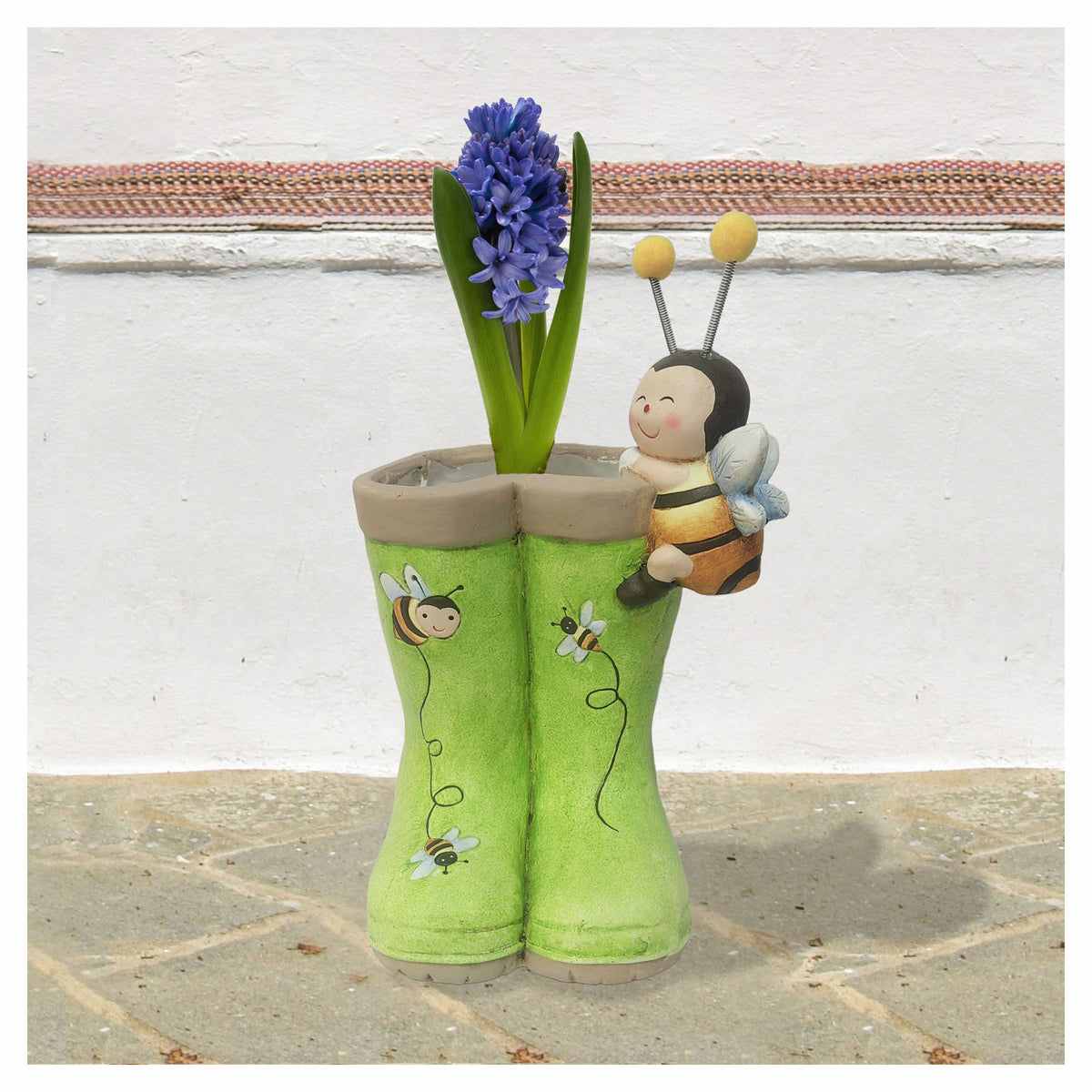 Jardinière bottes de pluie avec abeille, 9" x 11"