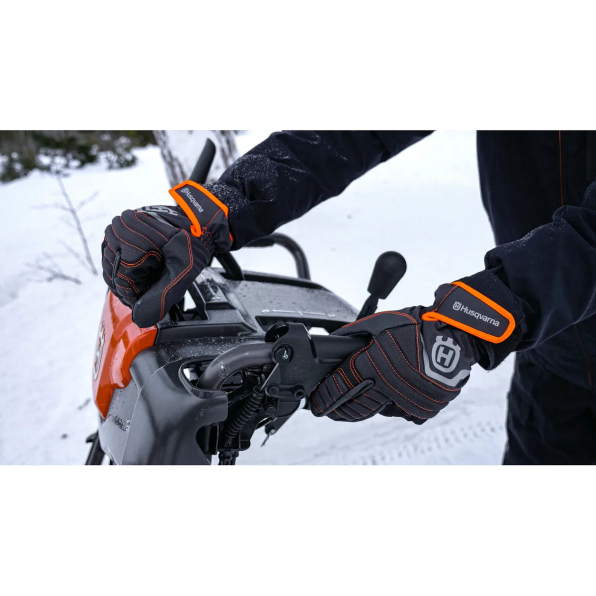 Souffleuse à neige ST 224 à 2 phases et 212 cm³, 24"