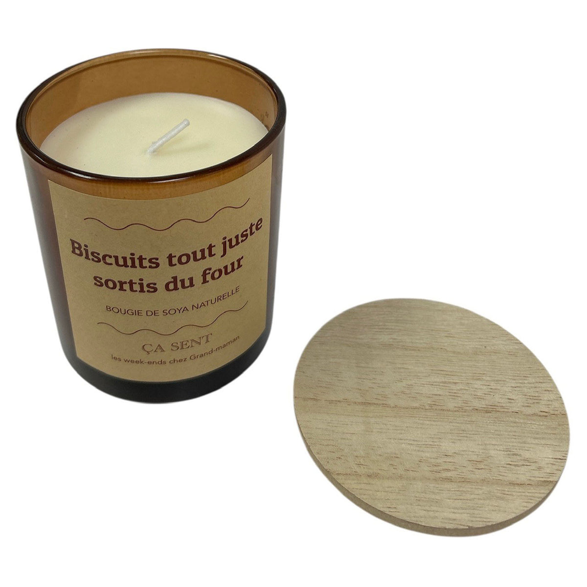 Bougie en pot en verre parfumée avec couvercle en bois, biscuits tout juste sortis du four