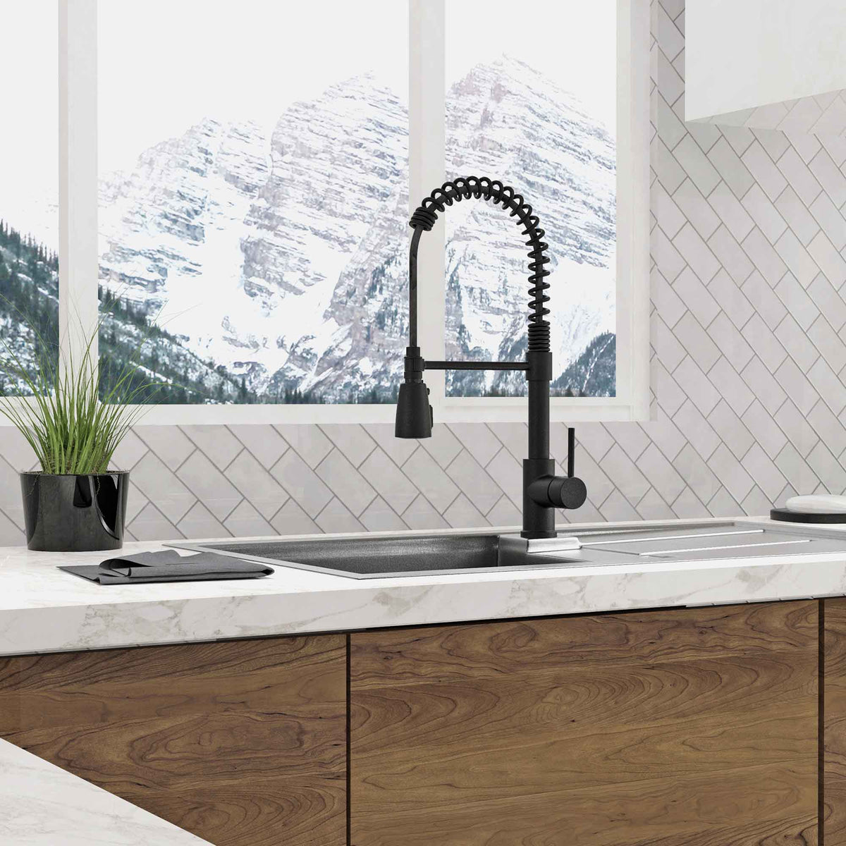 Robinet de cuisine avec bec pivotant intégrant et douchette amovible Professio, noir mat