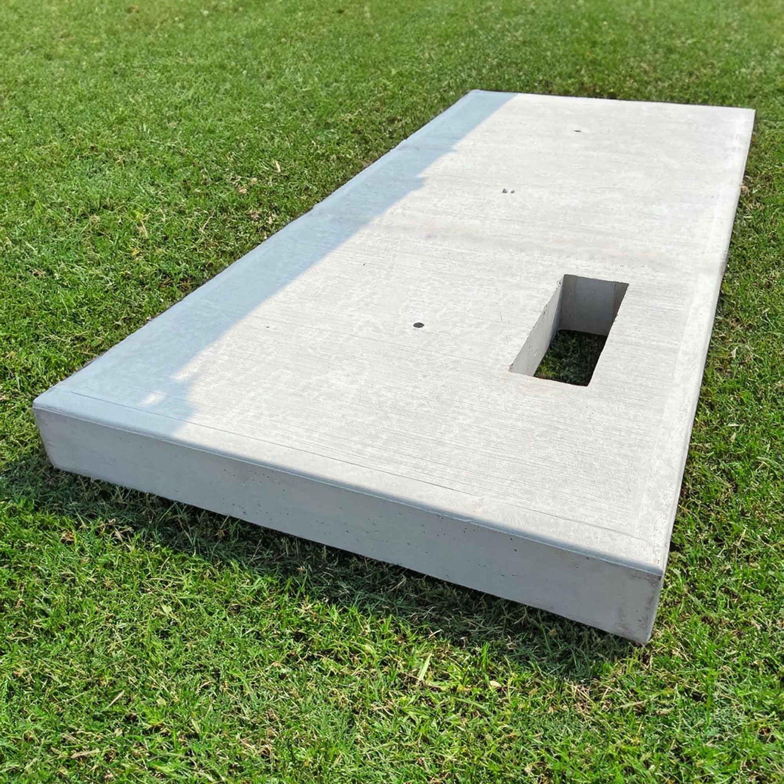 Dalle en béton préfabriqué pour génératrice Generac Guardian 10 à 26 kW, 53'' x 32'' x 2''