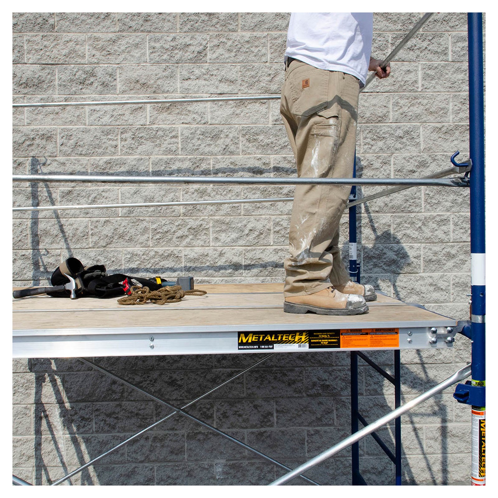 Plateforme d'échafaudage en contreplaqué et aluminium, 10' x 19'' x 5/8''