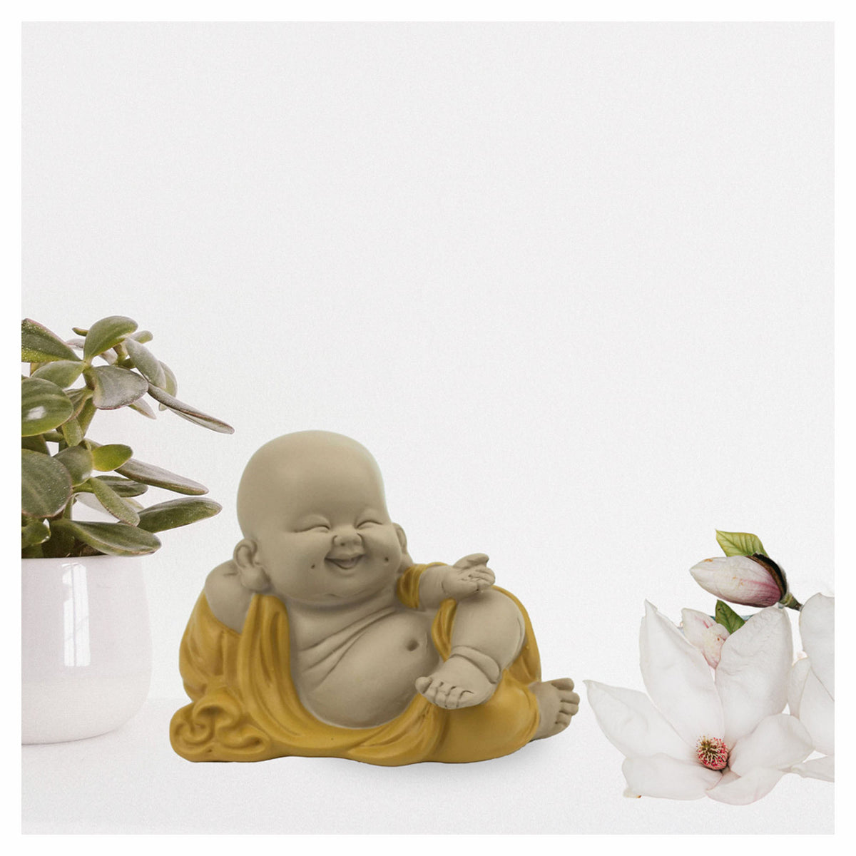 Statue de petit moine en polyrésine « relaxant », 4-1/4" x 3-1/2" x 3-1/4"