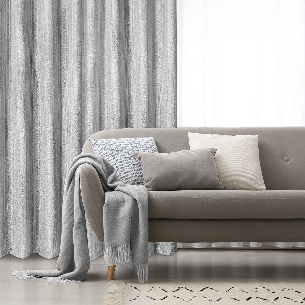 Panneau de rideau tissé avec texture de feuilles, 54'' x 84'' (brume du port)