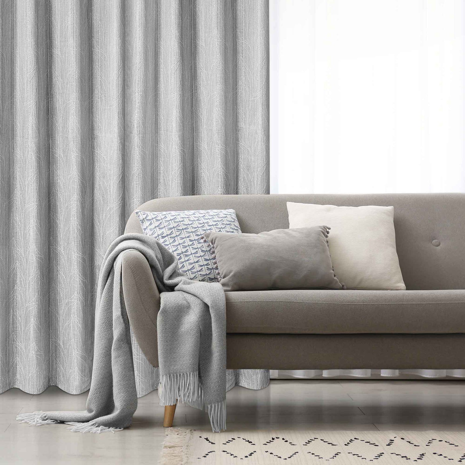 Panneau de rideau tissé avec texture de feuilles, 54'' x 84'' (brume du port)