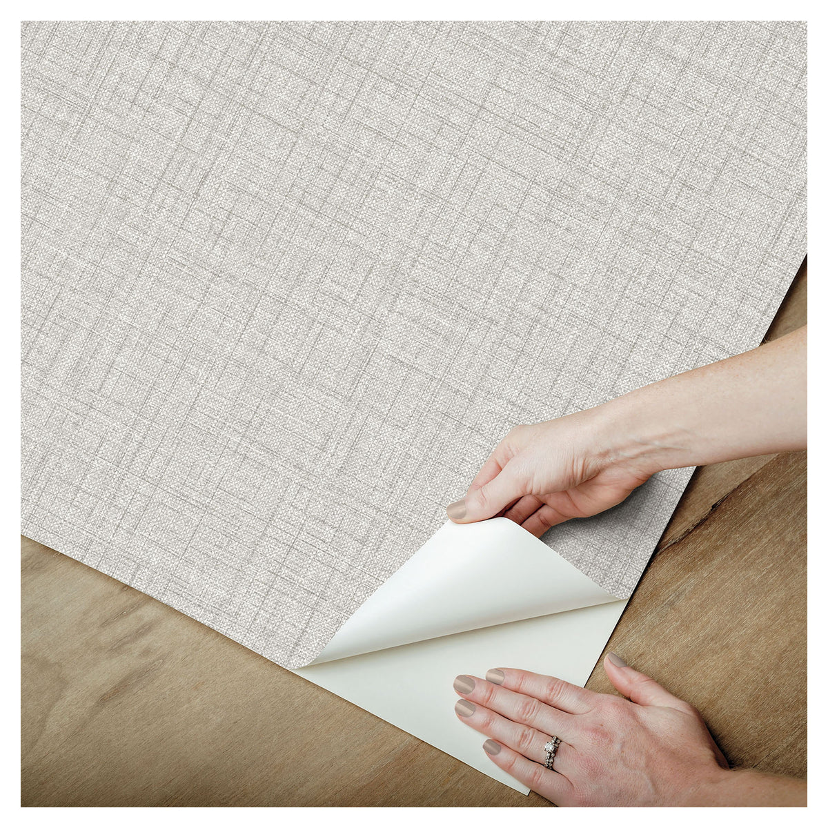 Papier peint autocollant Lansdowne, 20,5" x 18' (gris)
