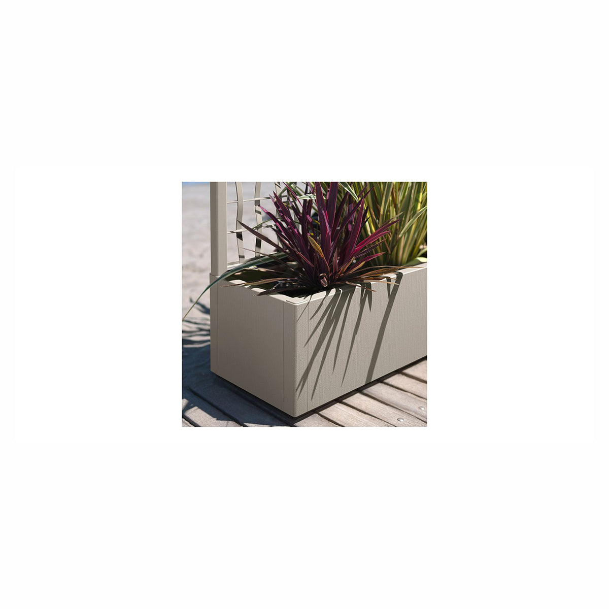 Jardinière rectangulaire Ethica avec treillis, 31-1/2" x 14'' x 55''