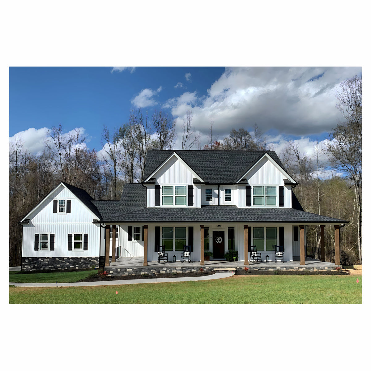 Revêtement vertical de style planche et baguette en vinyle blanc, 10' x 1/2" x 8" (17 unités / 100 pi2)