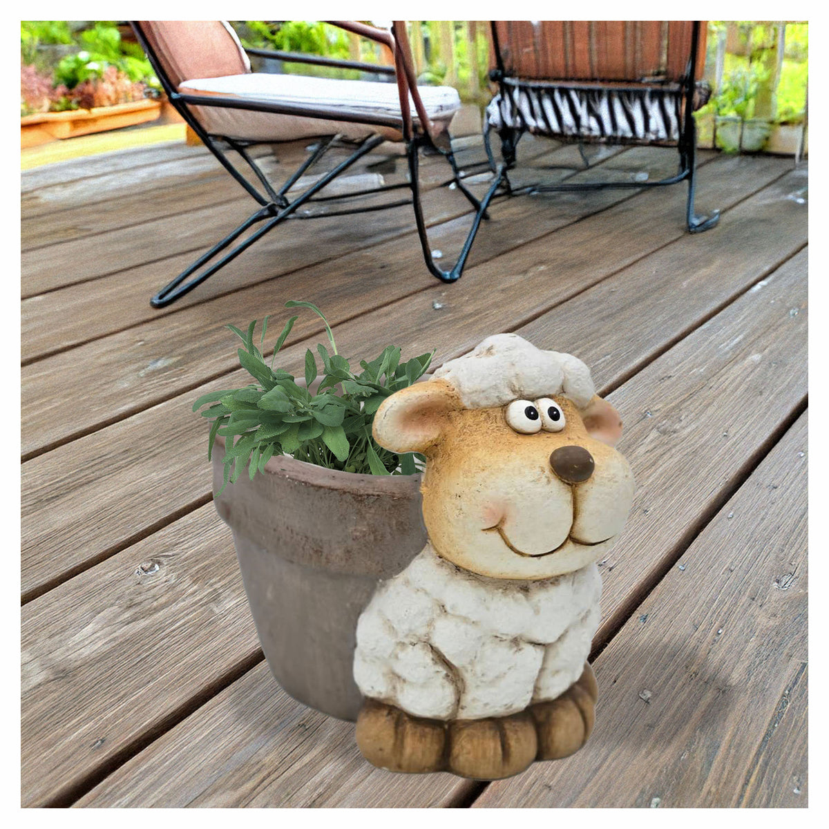 Jardinière avec figurine de mouton, 8" x 8-1/4" x 10''