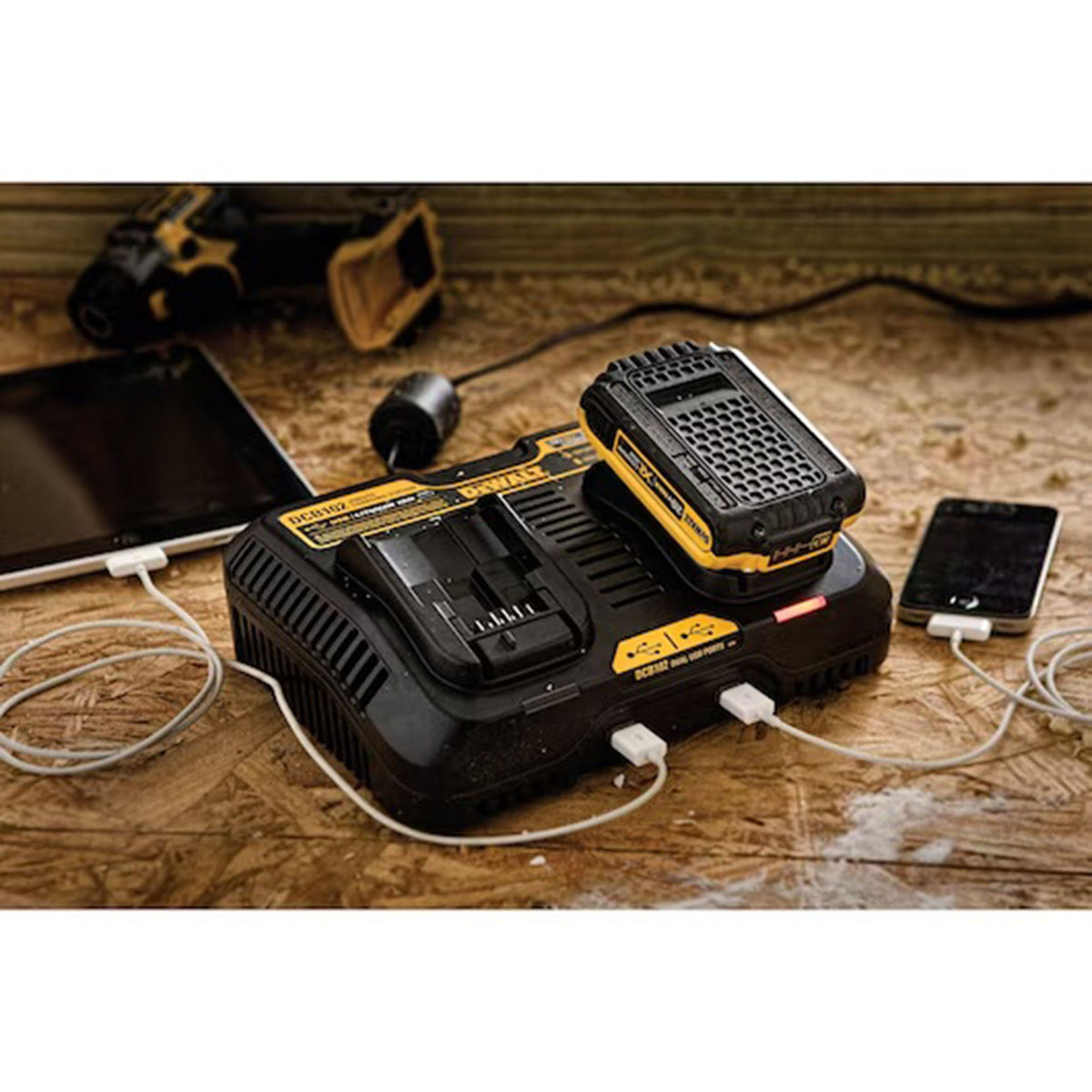 Station de recharge pour le chantier, 12 V / 20 V MAX